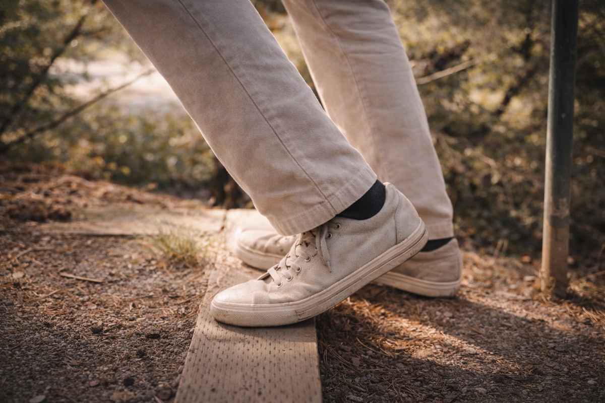 Spring step exercise for calf and ankle decompression